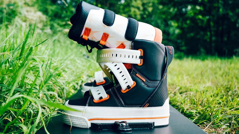 Wakeboards & Bindings